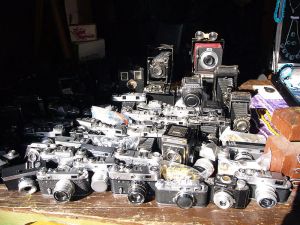 800px-Collection-of-cameras